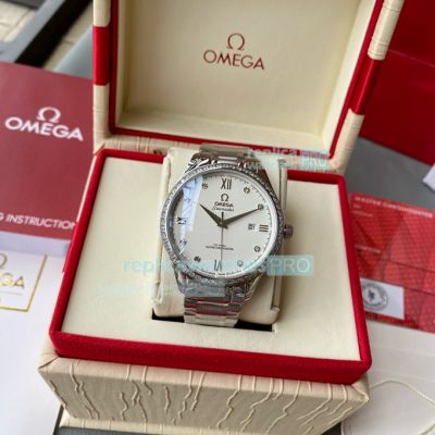 Replica Omega Sesmaster Stainless Steel Strap White Face Diamonds Bezel Watch 40mm